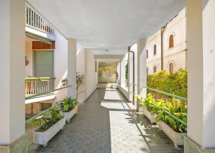 Lägenhet Strixia 50m From - Happy Stresa